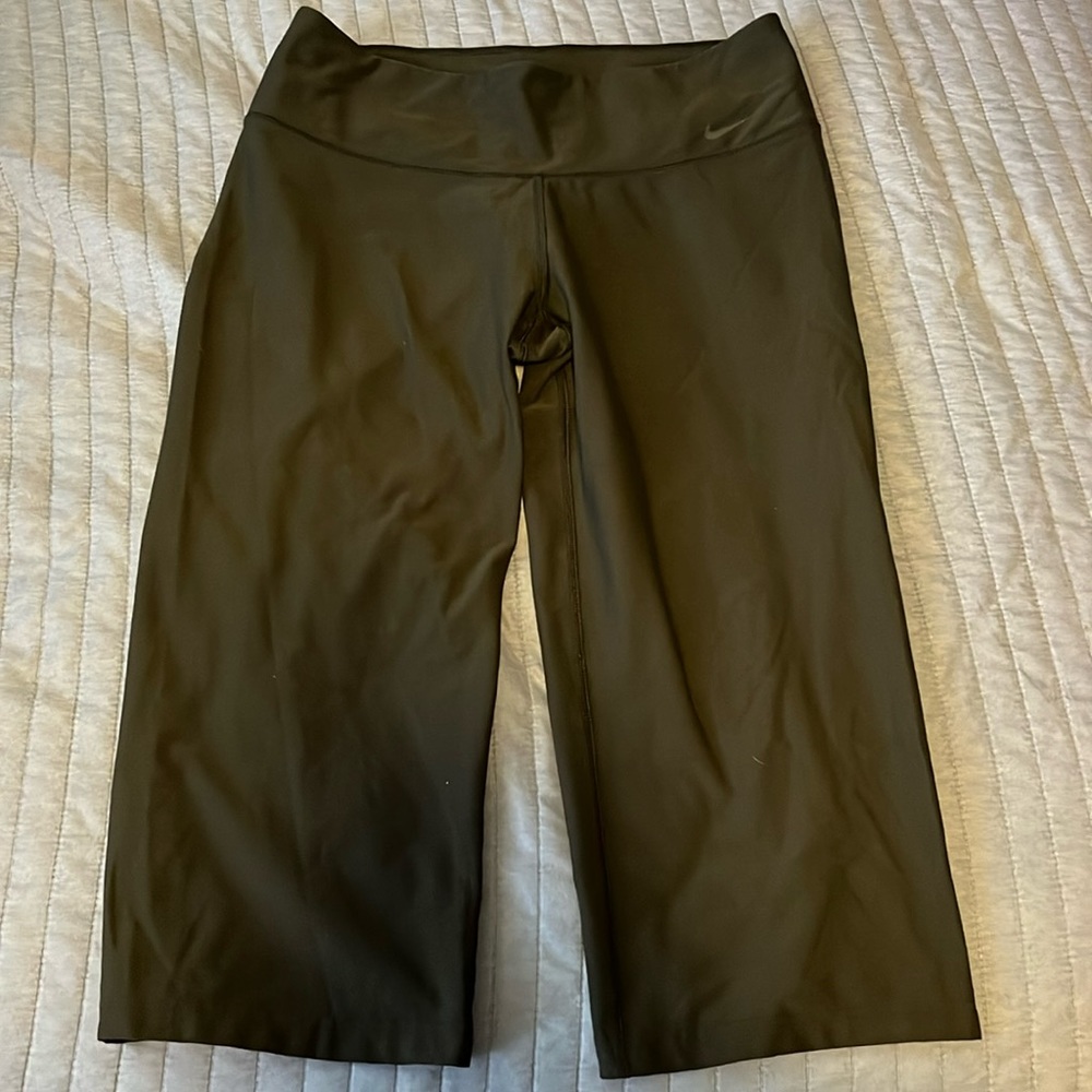 Short leggings